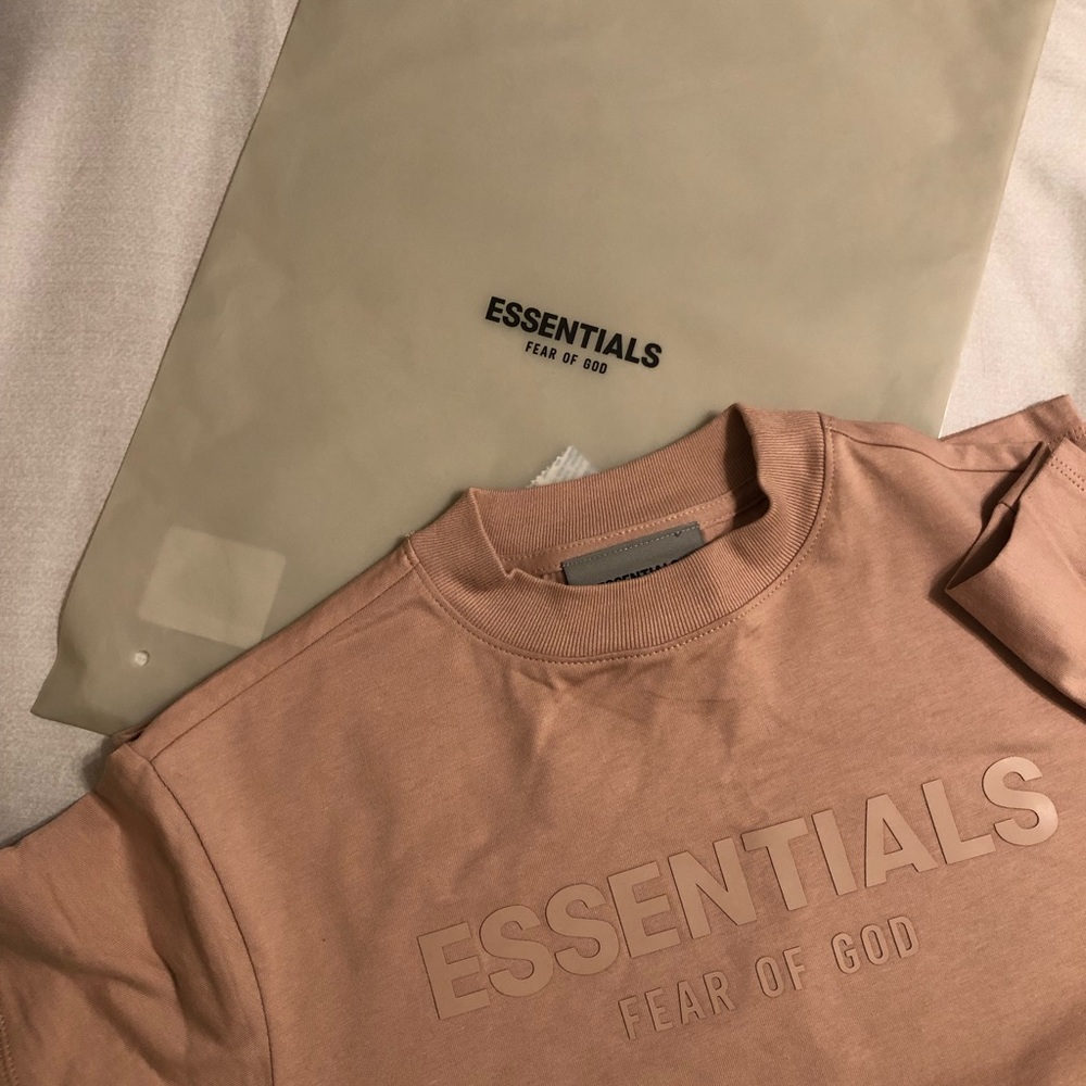 essentials kids shirt in Blush